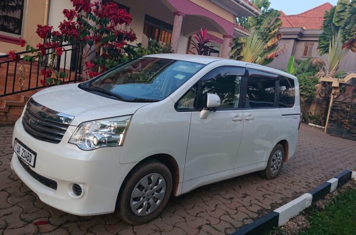 Noah car hire minivan in Uganda