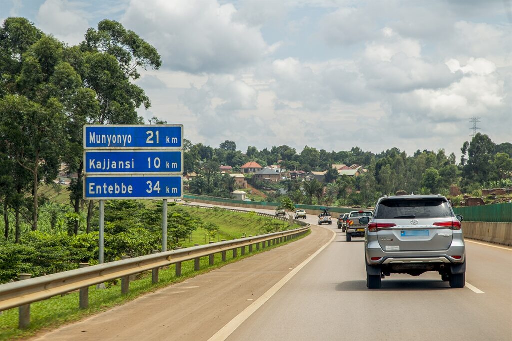 one way drive to Entebbe city